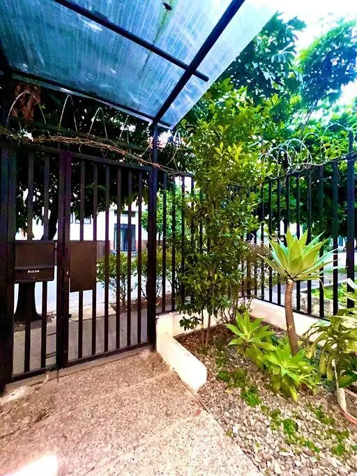 דירות מדיין Acogedora Casa En Laureles