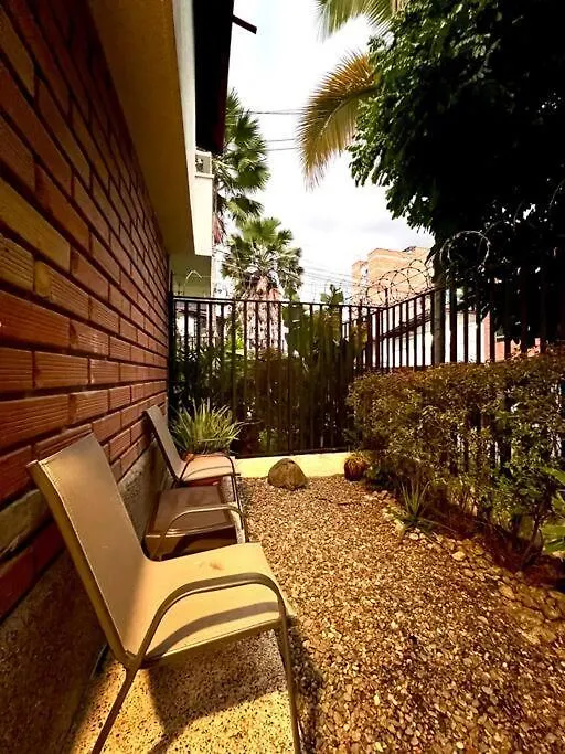 메딜린 Acogedora Casa En Laureles 아파트 0*,